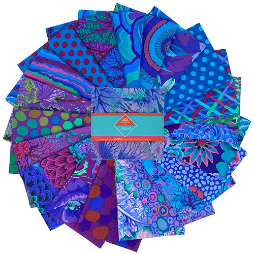 Re-order 25/26 - FB4FQGP-ROYAL - 5" Charm Pack