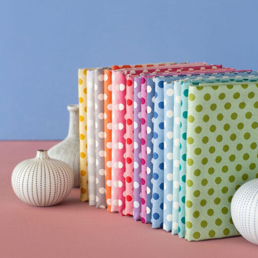 Medium Dots